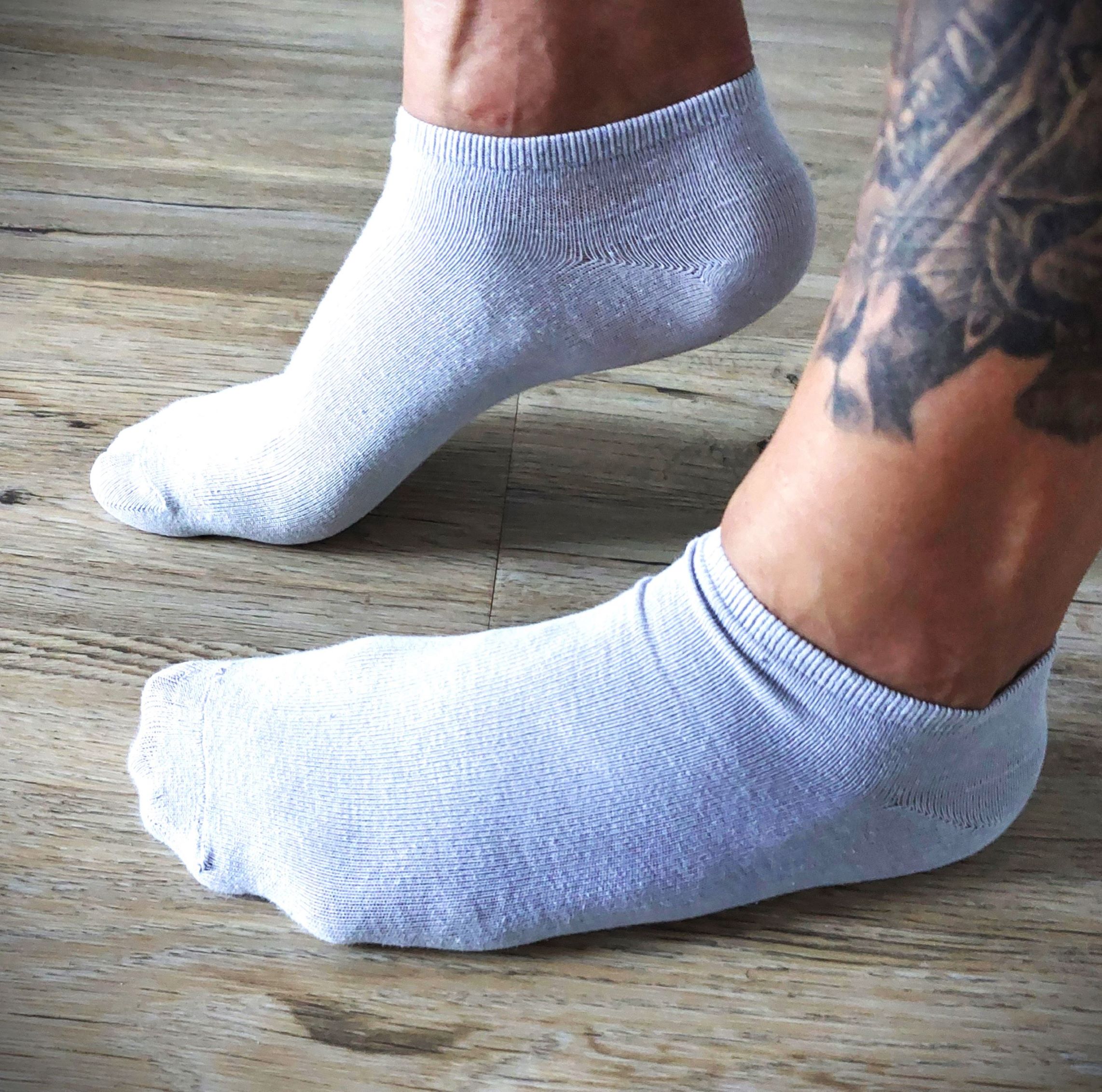 All-Day Socken weiß, häufig getragen