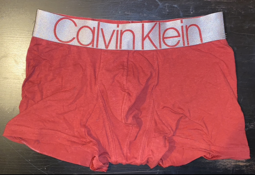 Rote Calvin Klein Unterhose
